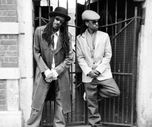 Aswad Aswad