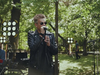 Benjamin Biolay - Les joues roses (images volées - balances au Jardin d'acclimatation, Paris)